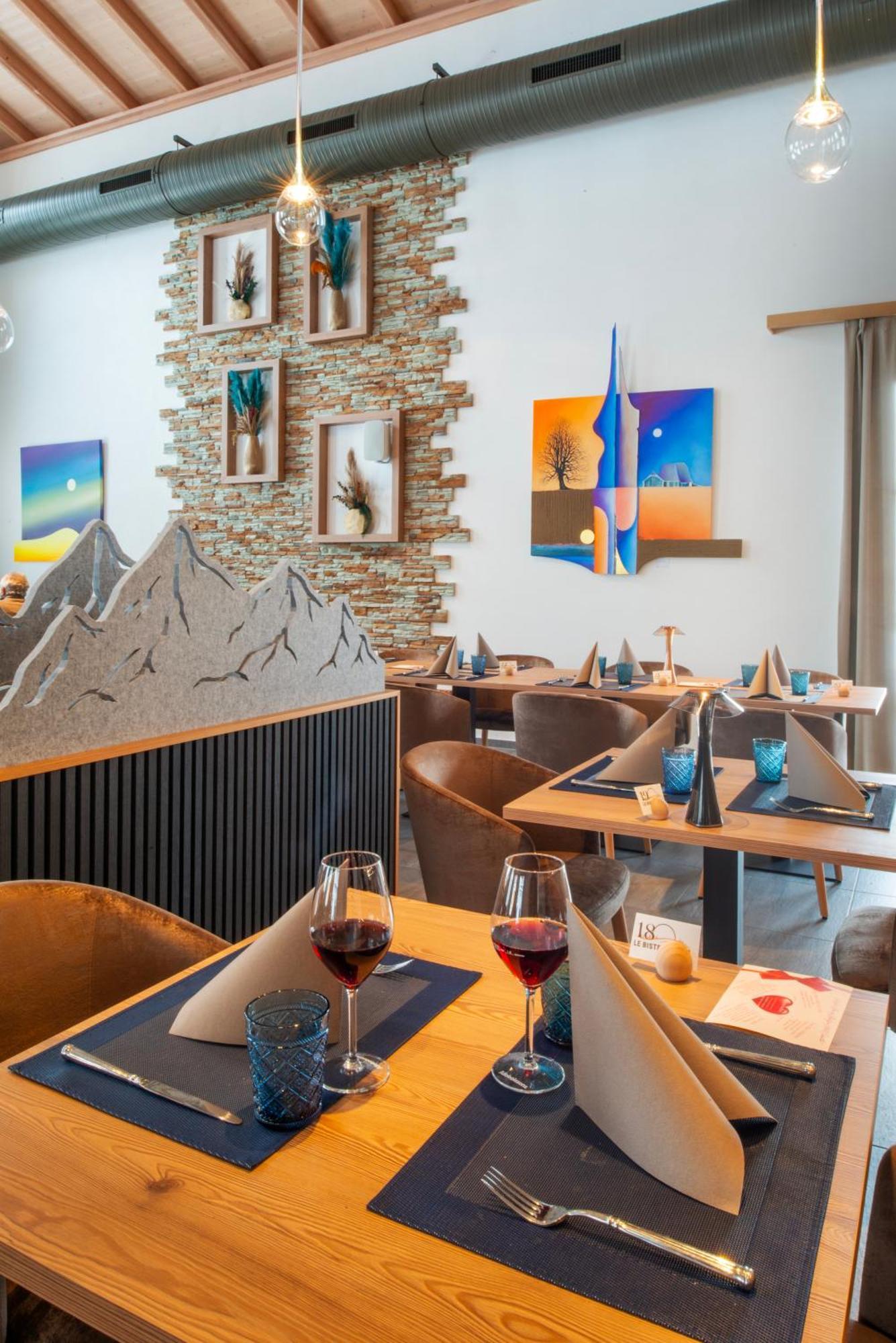 Boutique Hotel Corbetta - Spa 60M2 - La Montagne A 5 Minutes De L'Autoroute A12 Aux Paccots Sur Montreux - Nouveau Loft Familial - Profitez Du Lac Leman Et Des Montagnes En Meme Temps Les Paccots Zewnętrze zdjęcie